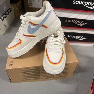 Nike Air Force 1 07 LV8 size  10  for women color white